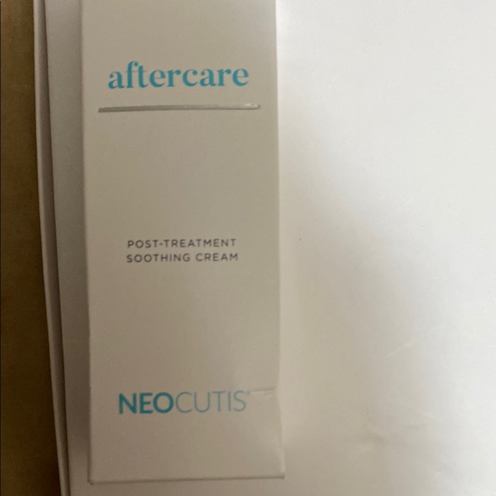 NEOCUTIS                       Aftercare Post-Treatment Soothing Cream - White
